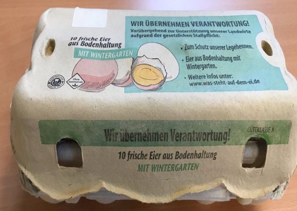 Das Bild zeigt einen Eier-Karton mit Erklärung, wie die Hühner gehalten worden sind.