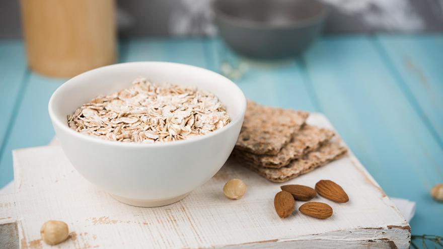 Eine Schale Haferflocken 